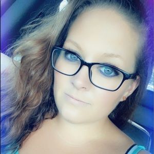 Meet your Posher, Catie